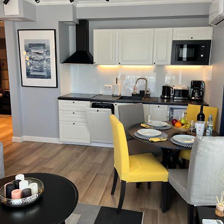 Sunny Apartment Balticus Promenada Gwiazd 14 Z Parkingiem 米兹多洛杰 外观 照片