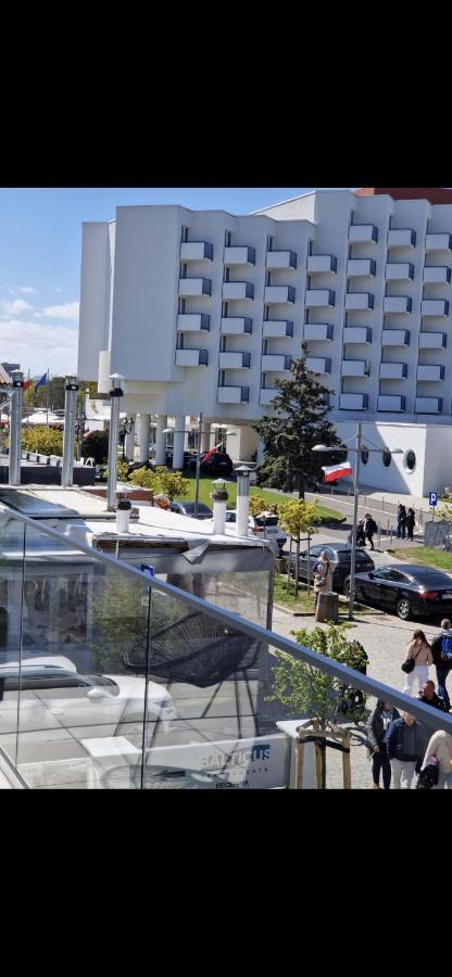 Sunny Apartment Balticus Promenada Gwiazd 14 Z Parkingiem 米兹多洛杰 外观 照片
