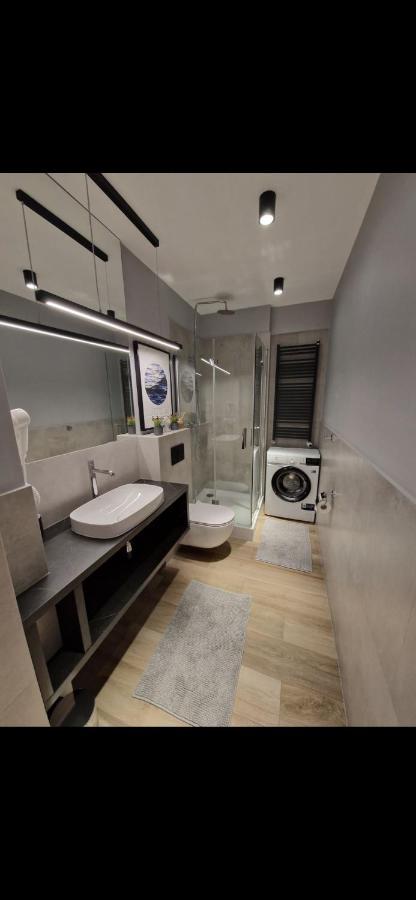 Sunny Apartment Balticus Promenada Gwiazd 14 Z Parkingiem 米兹多洛杰 外观 照片